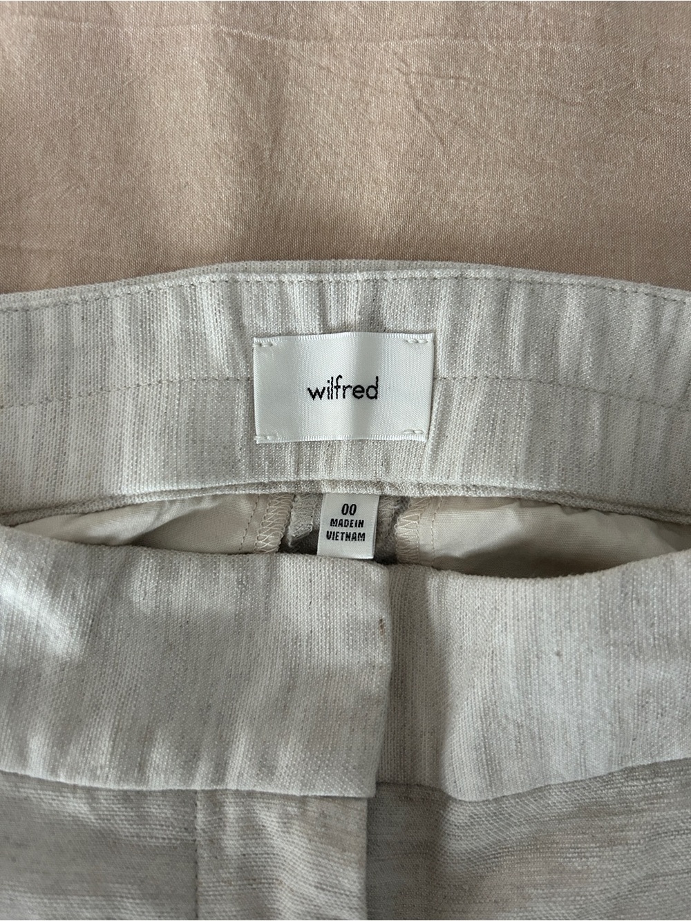 Wilfred Aritzia Linen Blend High Waisted Shorts Size 00 - Picture 3 of 6